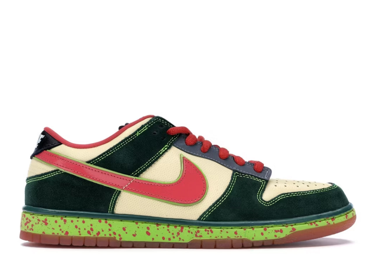 Nike SB Dunk Low Mosquito