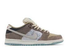 Load image into Gallery viewer, Nike SB Dunk Low Big Money Savings