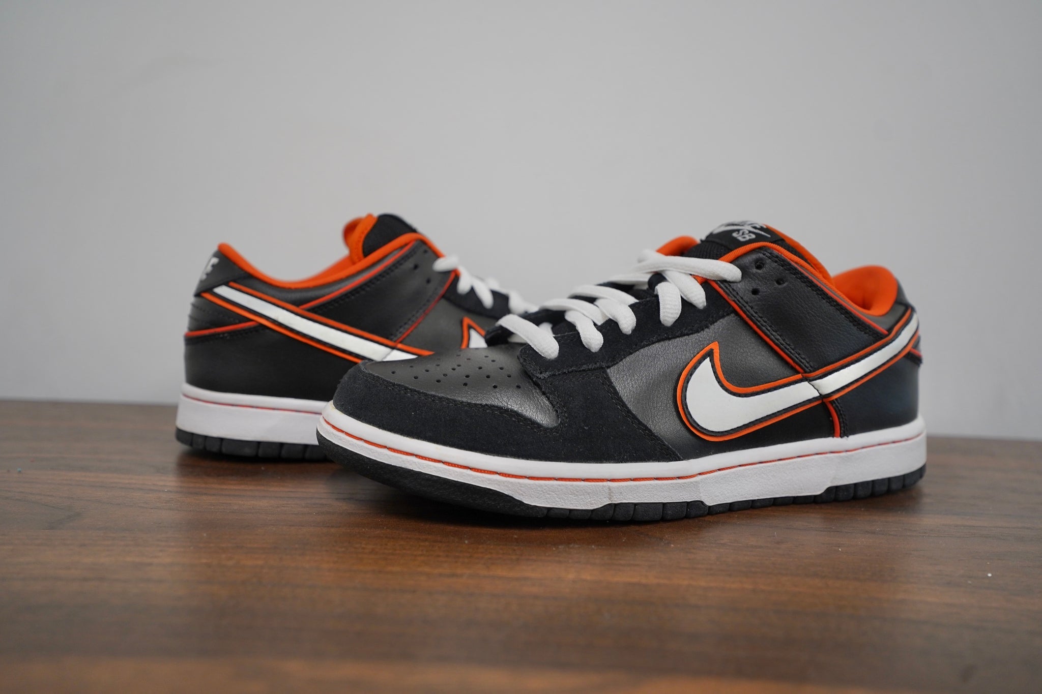 Nike Dunk SB Low Black Orange Blaze - Sz 9.5