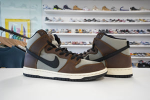 Nike SB Dunk High Baroque Brown