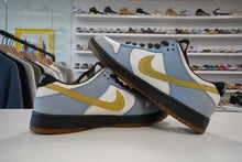 Load image into Gallery viewer, Nike SB Dunk Low Homer