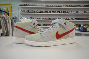 Nike SB Dunk Mid White Widow