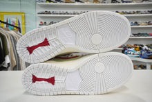 Load image into Gallery viewer, Nike SB Dunk Mid White Widow