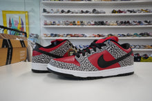 Load image into Gallery viewer, Nike SB Dunk Low Supreme Red Cement (2012)