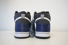 Load image into Gallery viewer, Nike SB Dunk High Un-Futuras