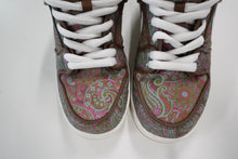 Load image into Gallery viewer, Nike SB Dunk Low Paisley Brown