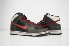 Load image into Gallery viewer, Nike SB Dunk High Boba Fett