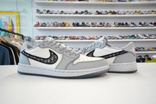 Load image into Gallery viewer, Air Jordan 1 Retro Low Dior