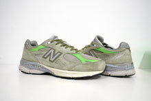 Load image into Gallery viewer, New Balance 990v3 Patta