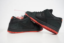 Load image into Gallery viewer, Nike SB Dunk Low Black Pigeon