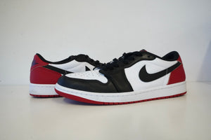 Air Jordan 1 Retro Low Black Toe (2023)