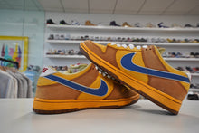 Load image into Gallery viewer, Nike SB Dunk Low Newcastle Brown Ale